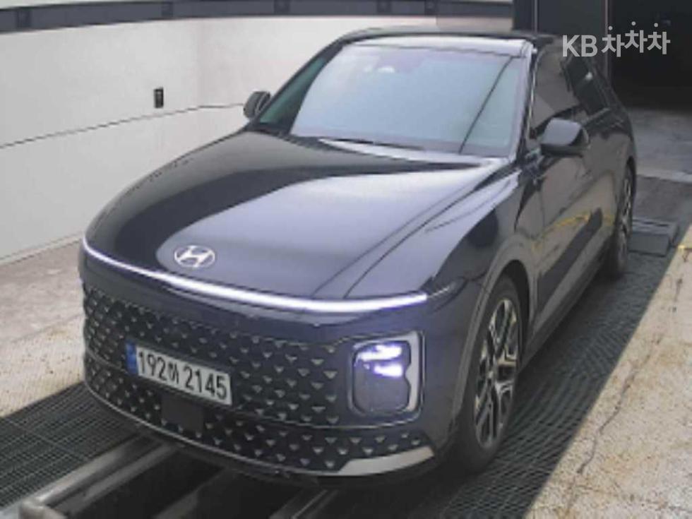 Hyundai Grandeur EXCLUSIVE — фото 1