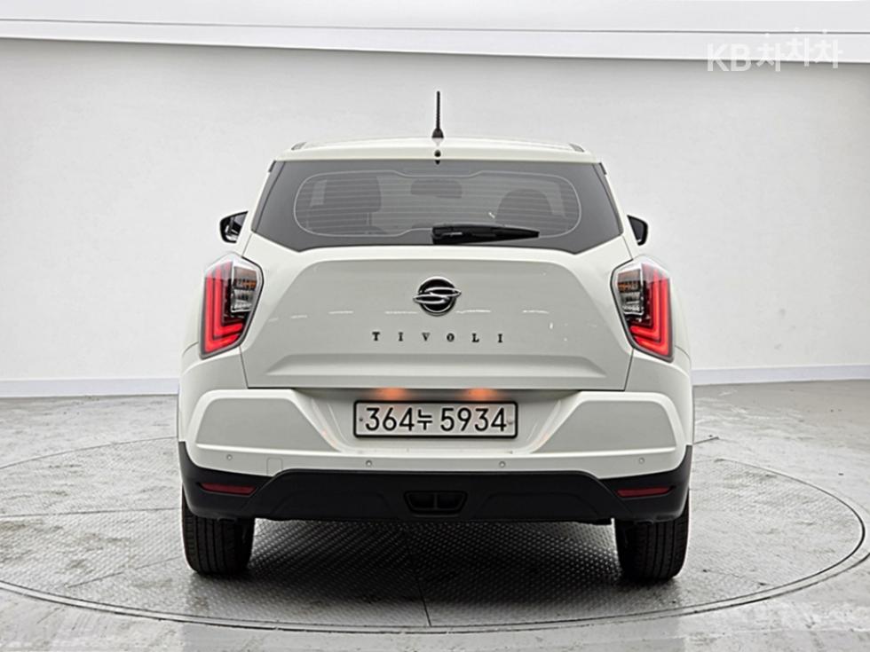 KG Mobility Tivoli BASE MODEL — фото 4