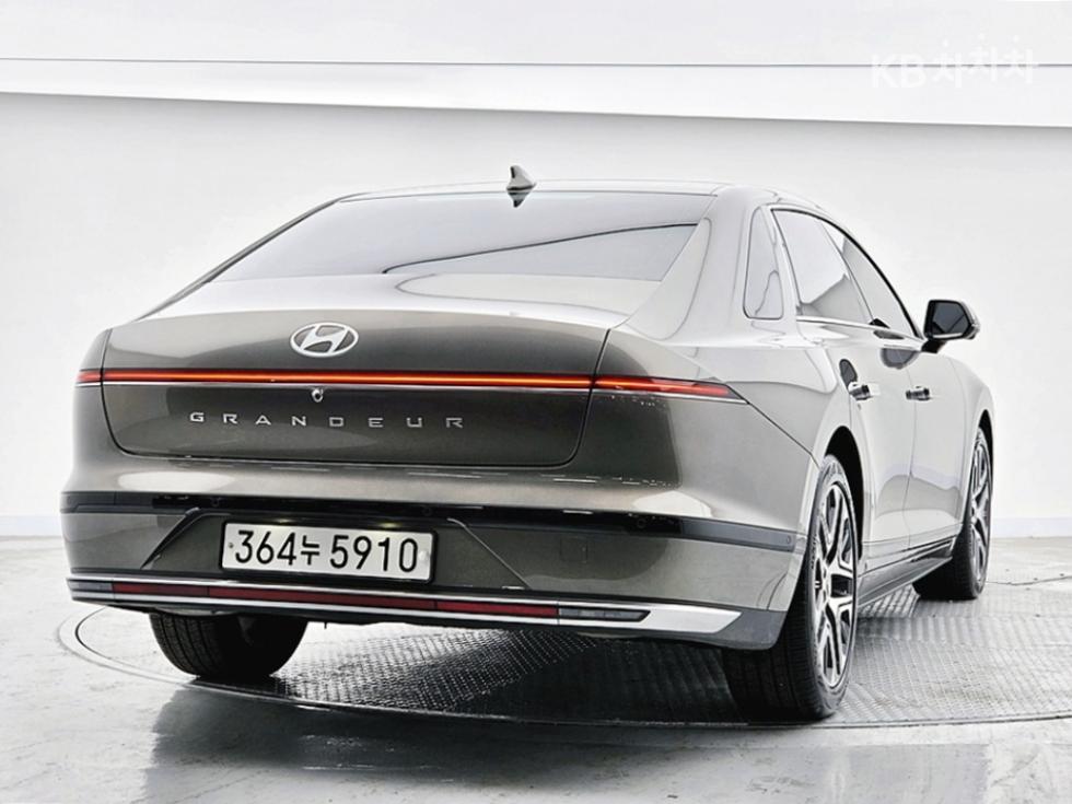 Hyundai Grandeur EXCLUSIVE — фото 2