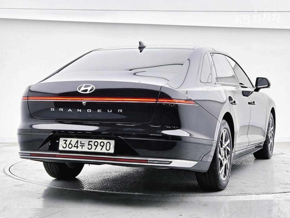 Hyundai Grandeur EXCLUSIVE — фото 2