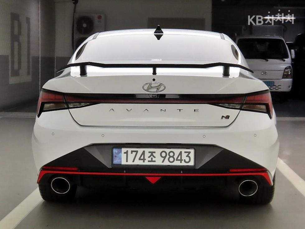 Hyundai Avante BASE MODEL — фото 3