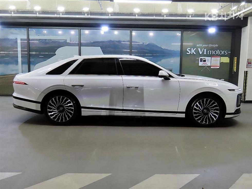 Hyundai Grandeur CALLIGRAPHY — фото 3