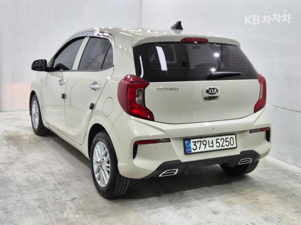 Kia SIGNATURE — фото 4