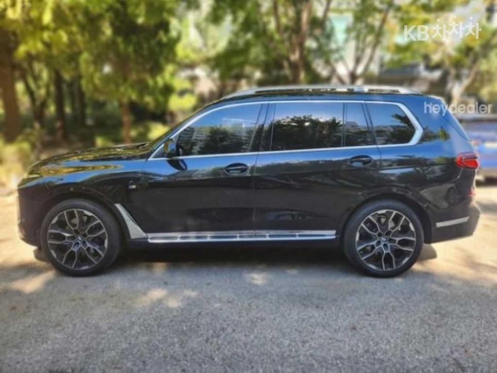 BMW X7 M Sport — фото 3