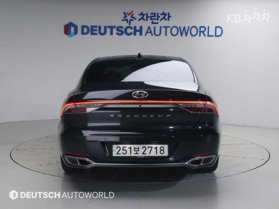 Hyundai Grandeur CALLIGRAPHY — фото 4