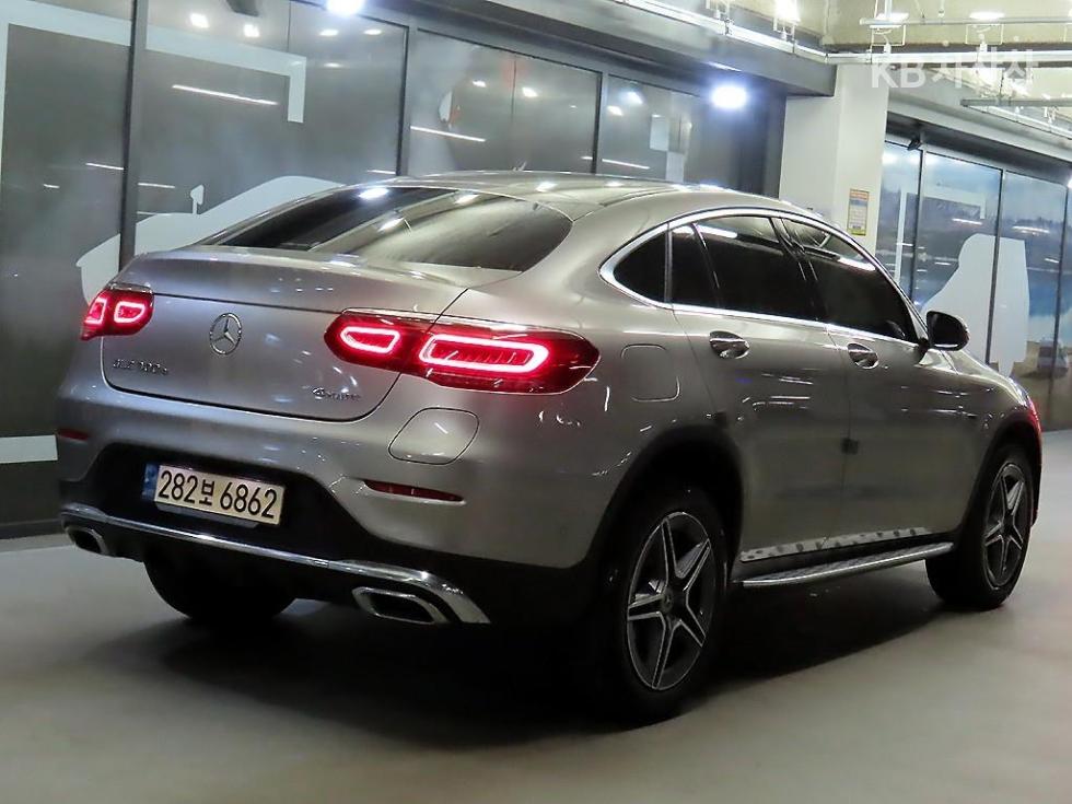 Mercedes-Benz GLC-Class BASE MODEL — фото 4