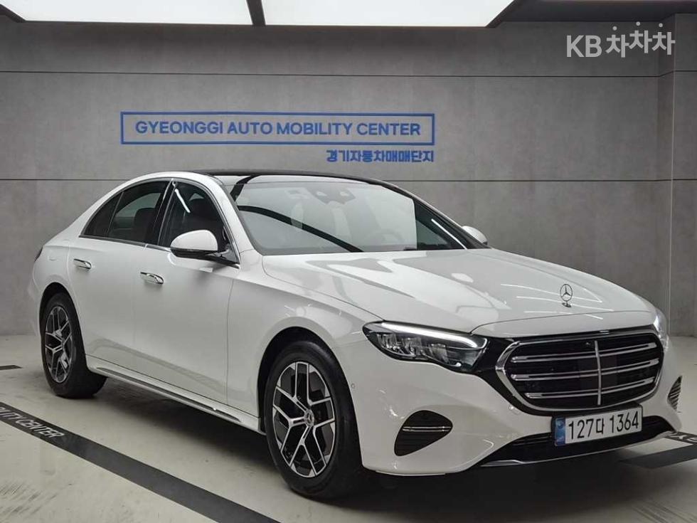 Mercedes-Benz E-Class Avantgrade — фото 1
