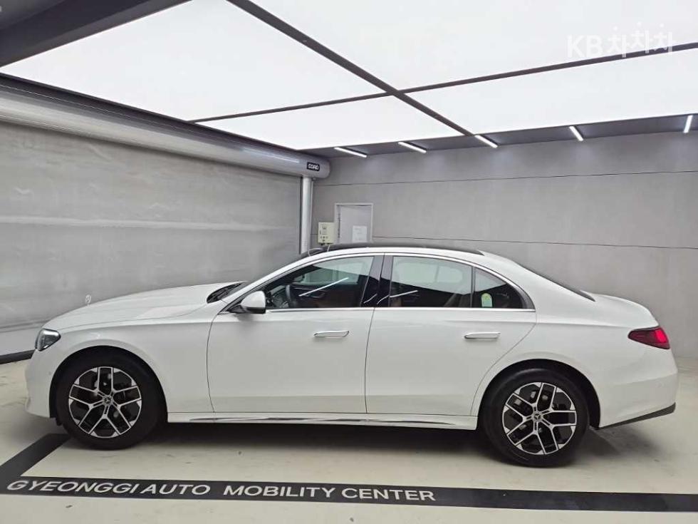 Mercedes-Benz E-Class Avantgrade — фото 4