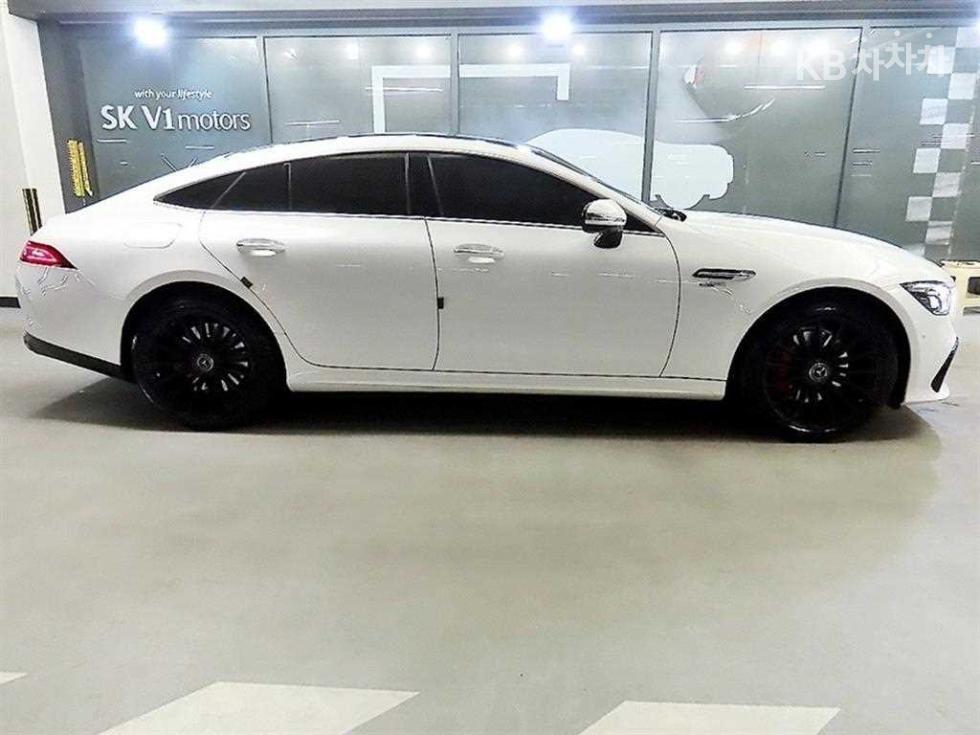 Mercedes-Benz AMG GT BASE MODEL — фото 3