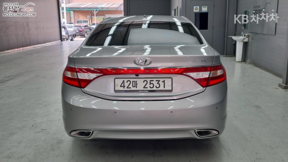 Hyundai Grandeur — miniaturë 4