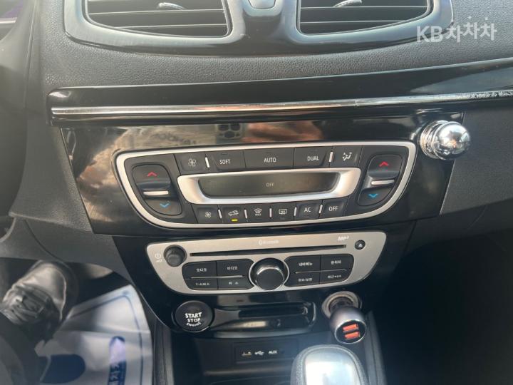 Renault SM3 Neo RE 9