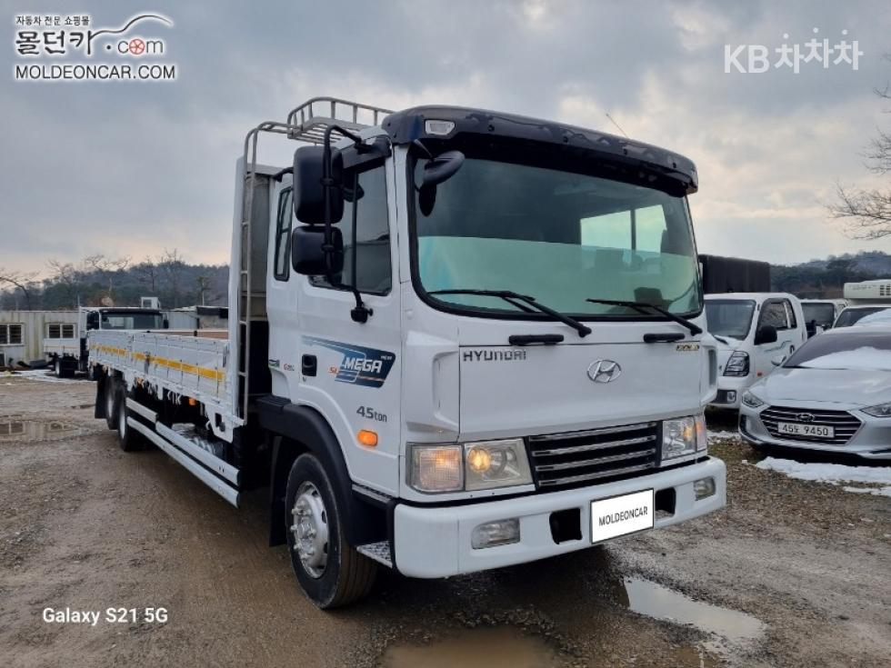 Hyundai Mega Truck