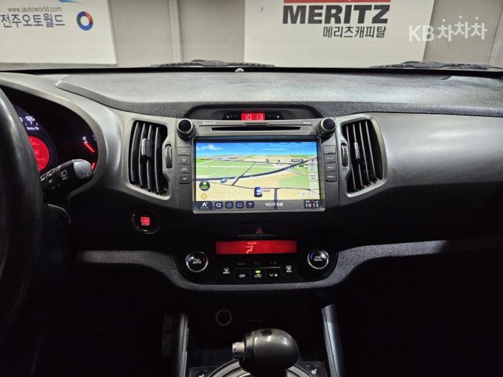 2013 - kia sportage
