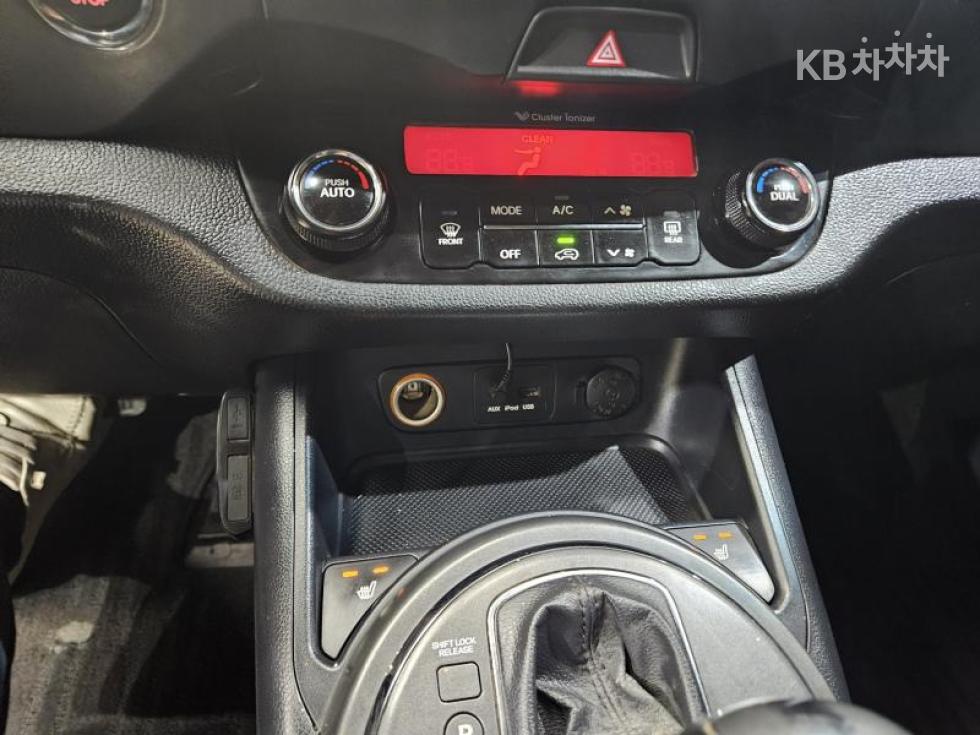 2013 - kia sportage