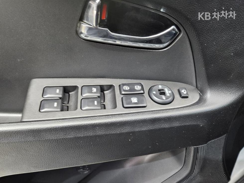 2013 - kia sportage