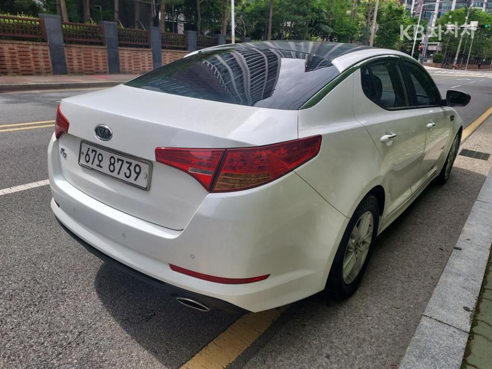 2011 - kia k5
