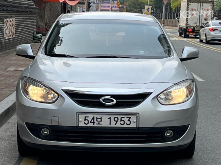 Renault SM3 New SE Black Base Type