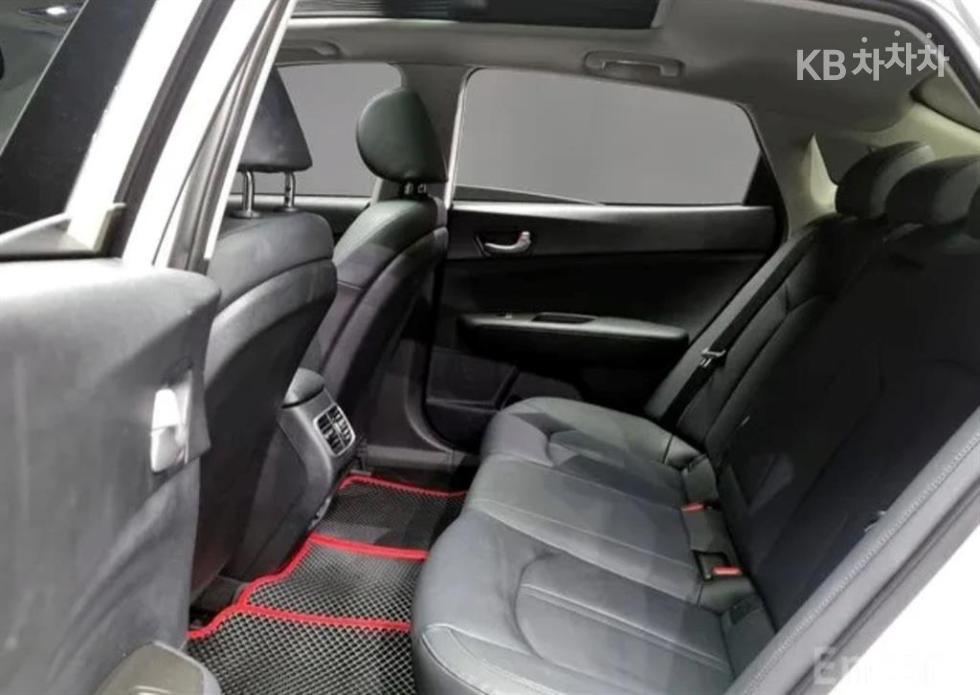 2020 - kia k5
