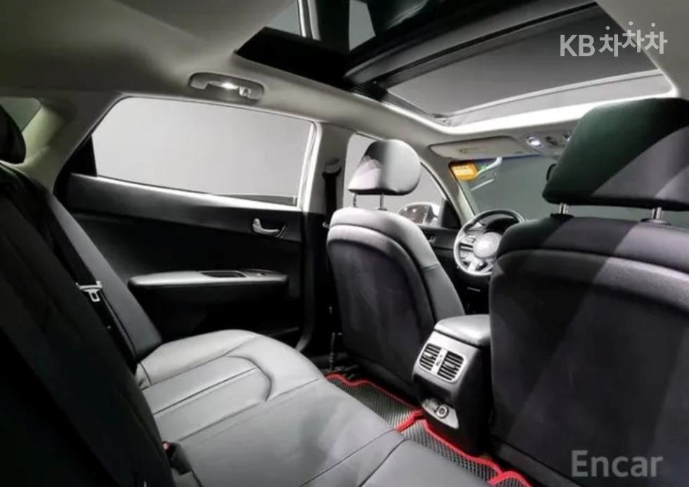 2020 - kia k5