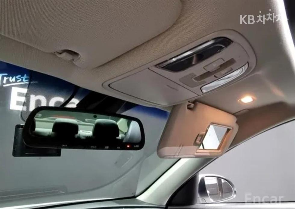 2020 - kia k5