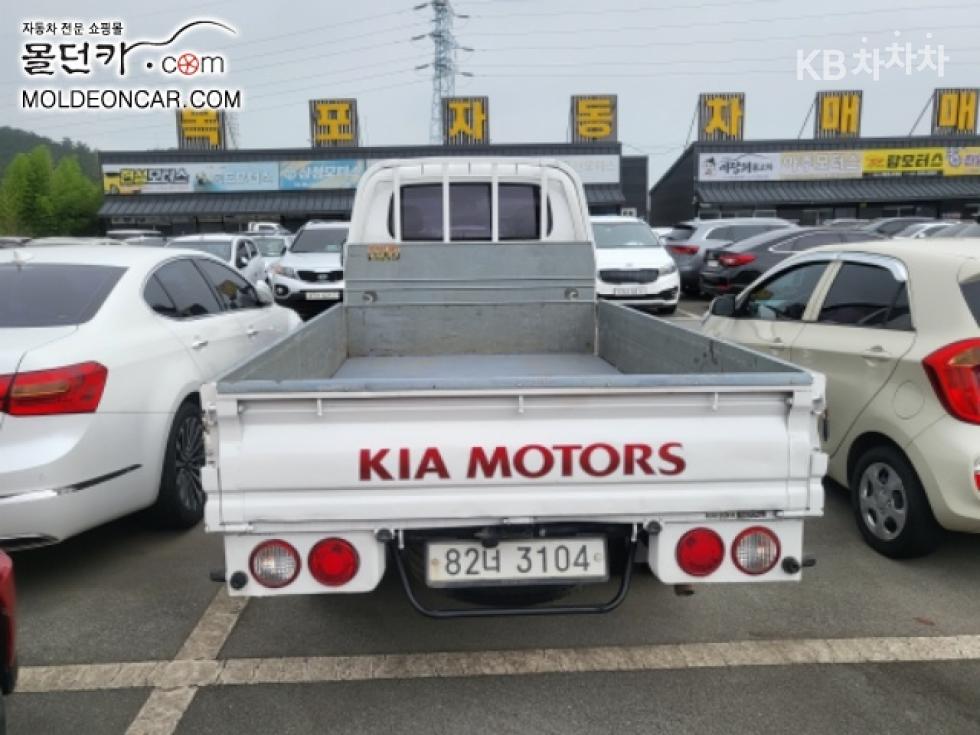 2013 - kia bongo iii