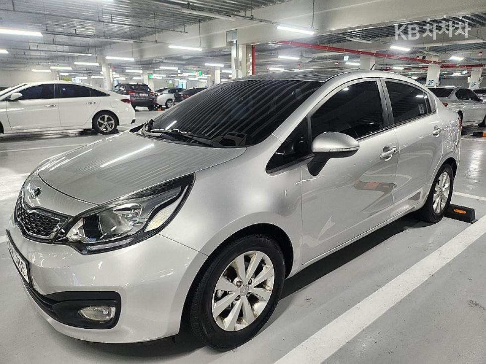 2014 - kia pride