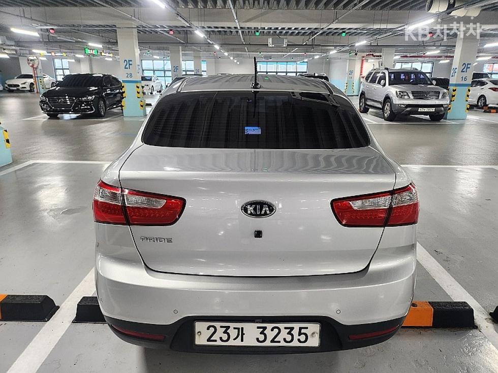 2014 - kia pride