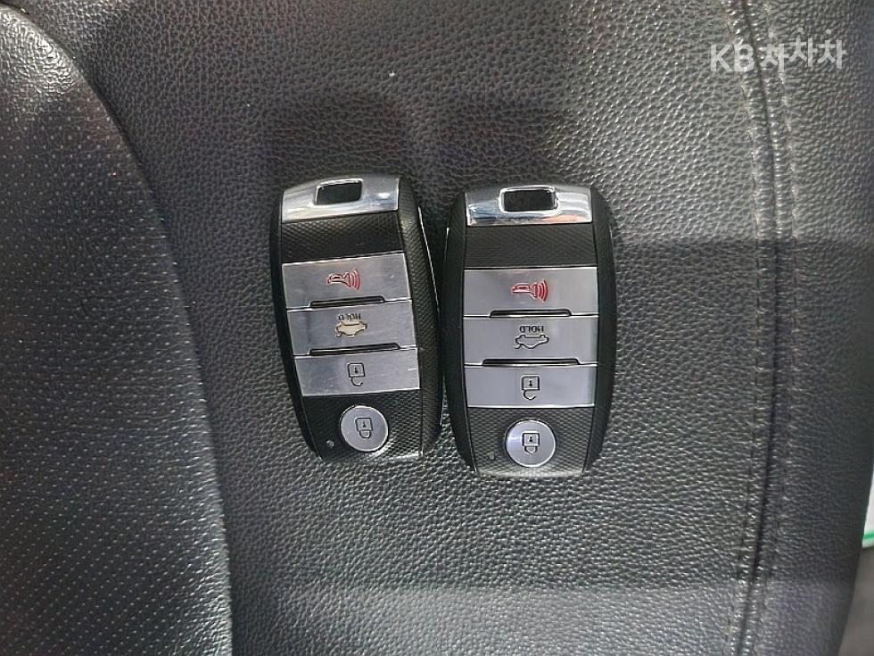 2014 - kia pride