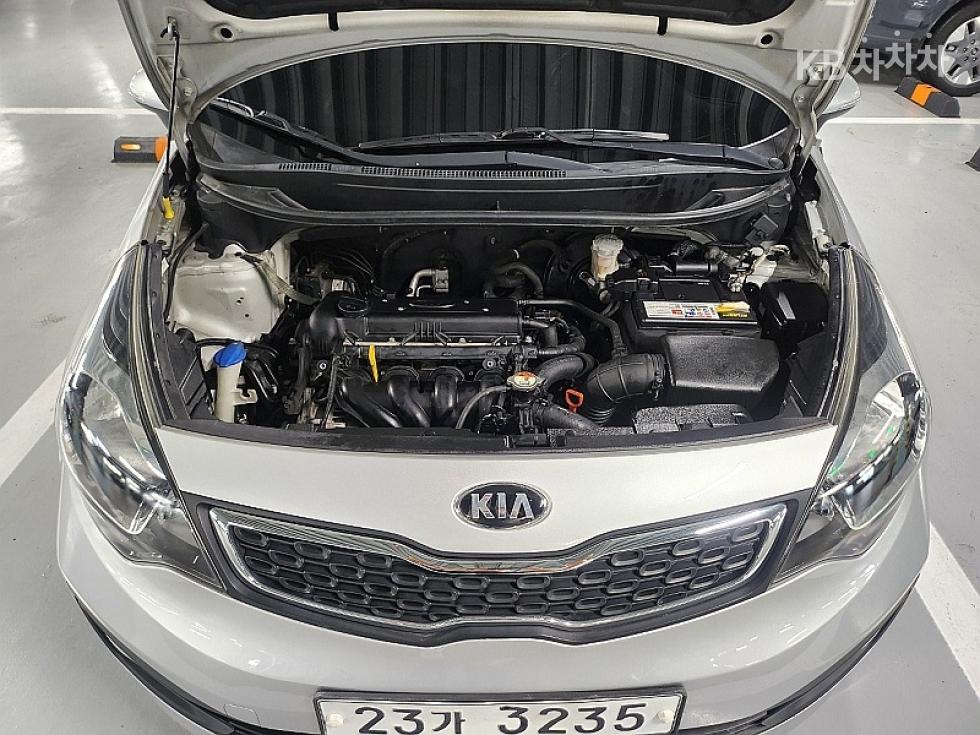 2014 - kia pride