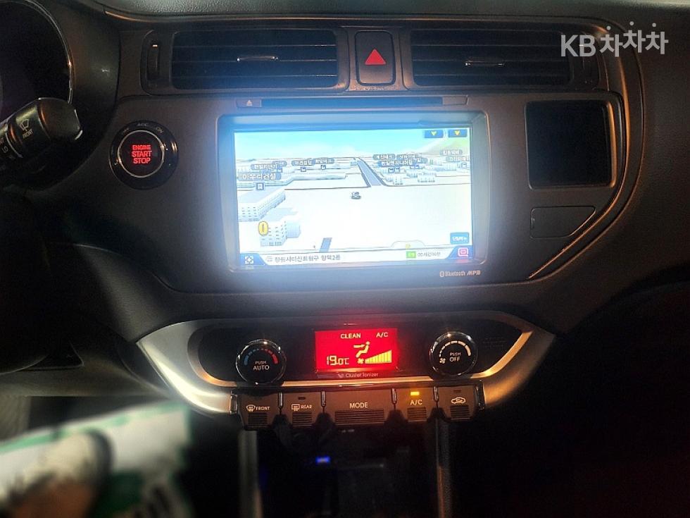 2014 - kia pride