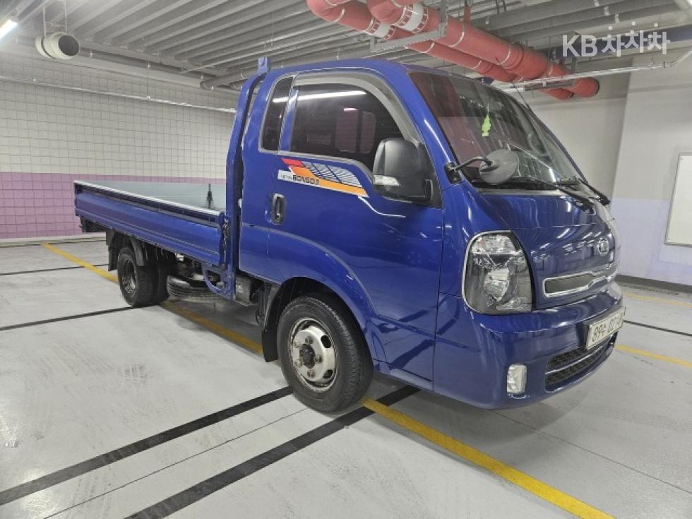 2019 - kia bongo iii