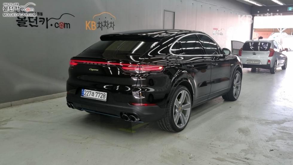 Porsche Cayenne — miniaturë 2