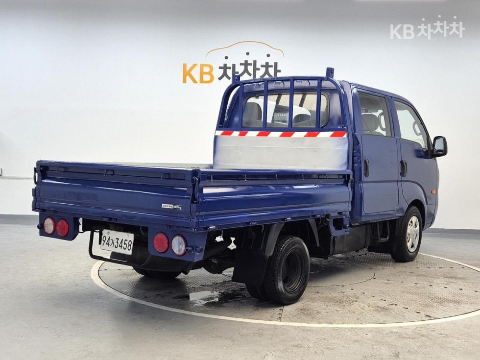 2011 - kia bongo iii