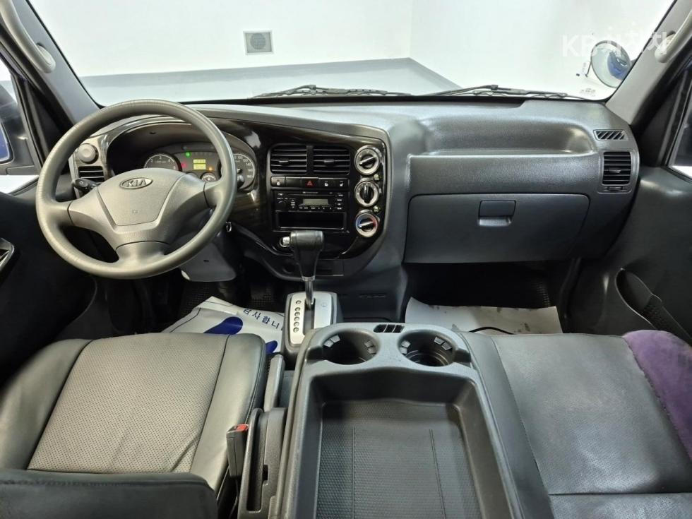 2011 - kia bongo iii