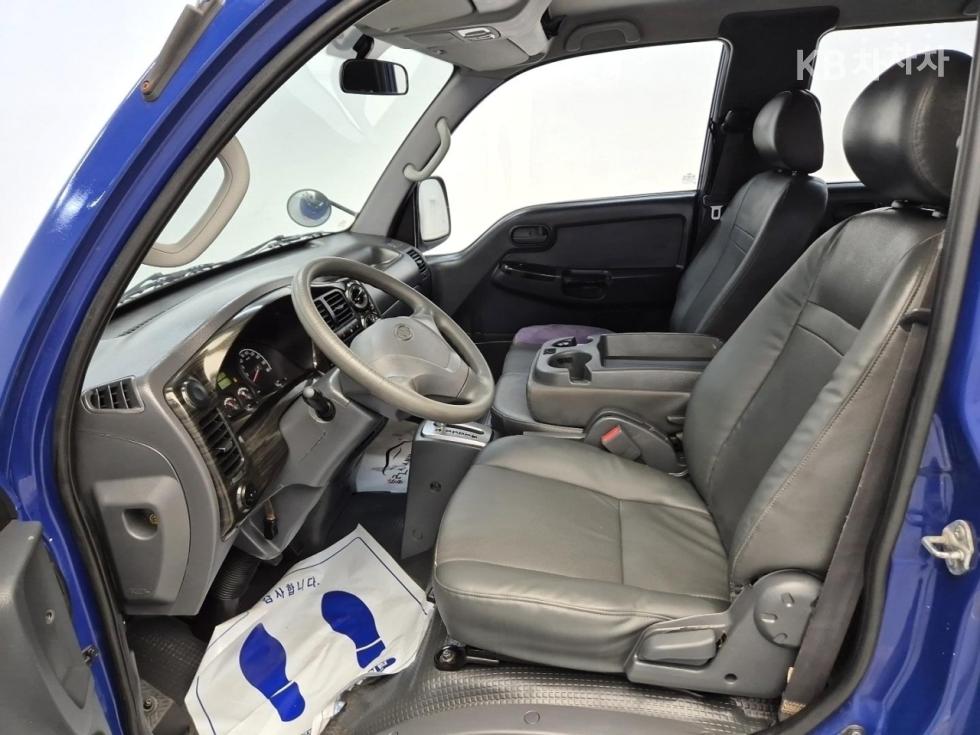 2011 - kia bongo iii