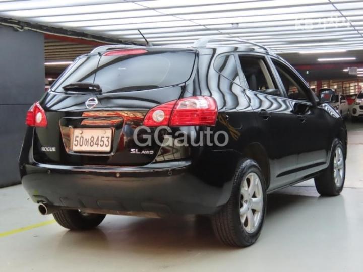Nissan Rogue 4WD CVT Premium 5