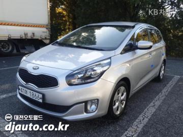 Kia Carens — foto 1