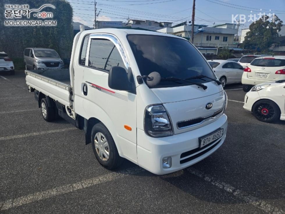 2021 - kia bongo iii