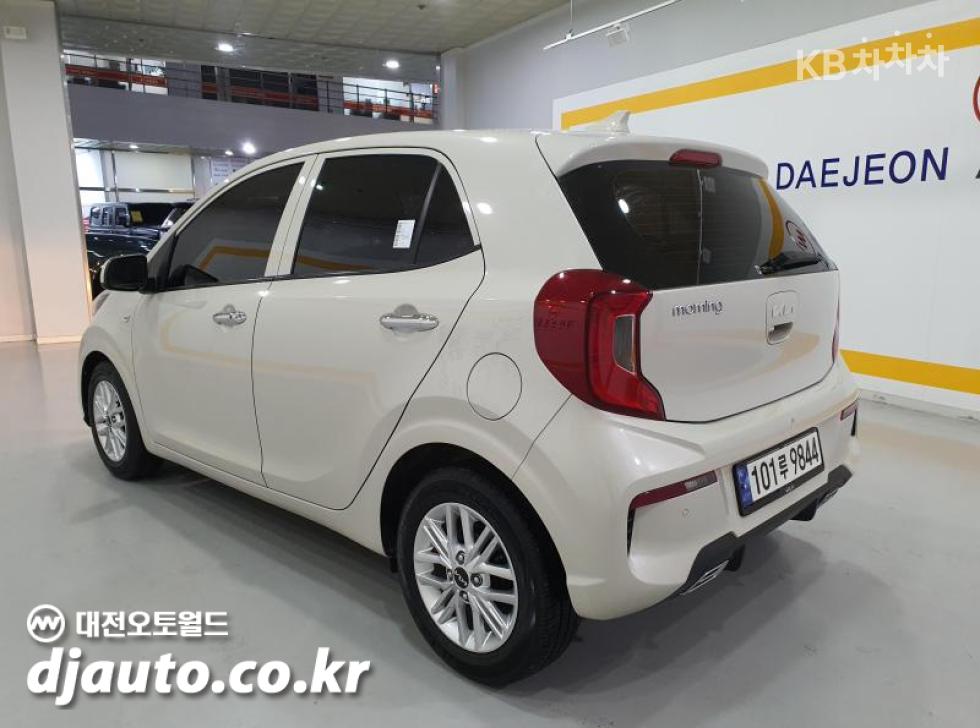 2022 - kia morning