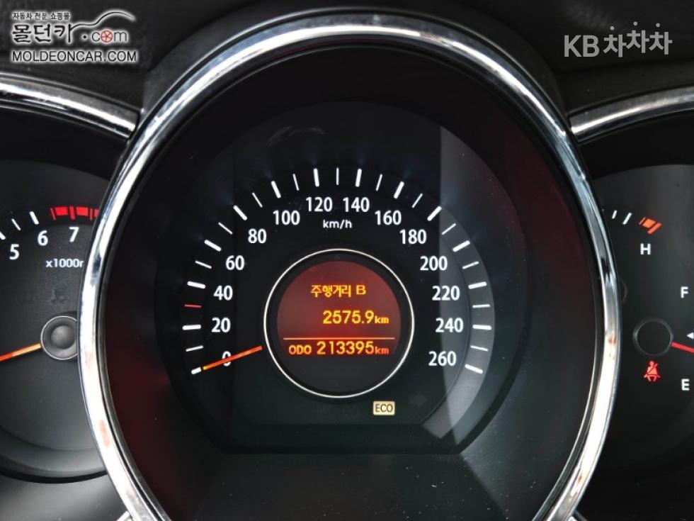 2011 - kia k5
