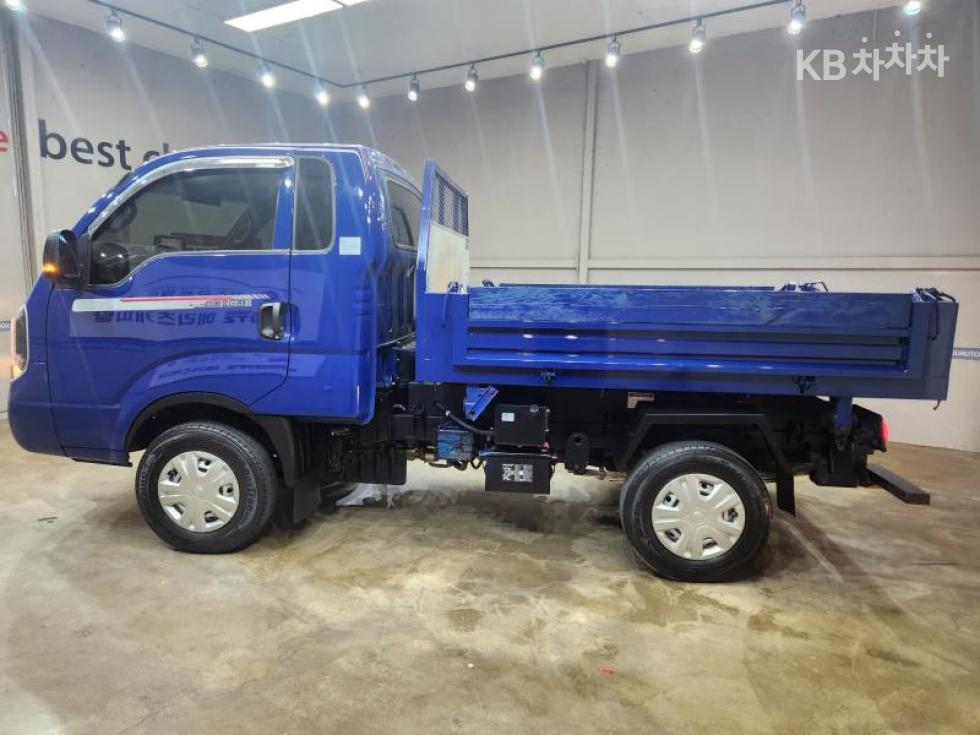2022 - kia bongo iii