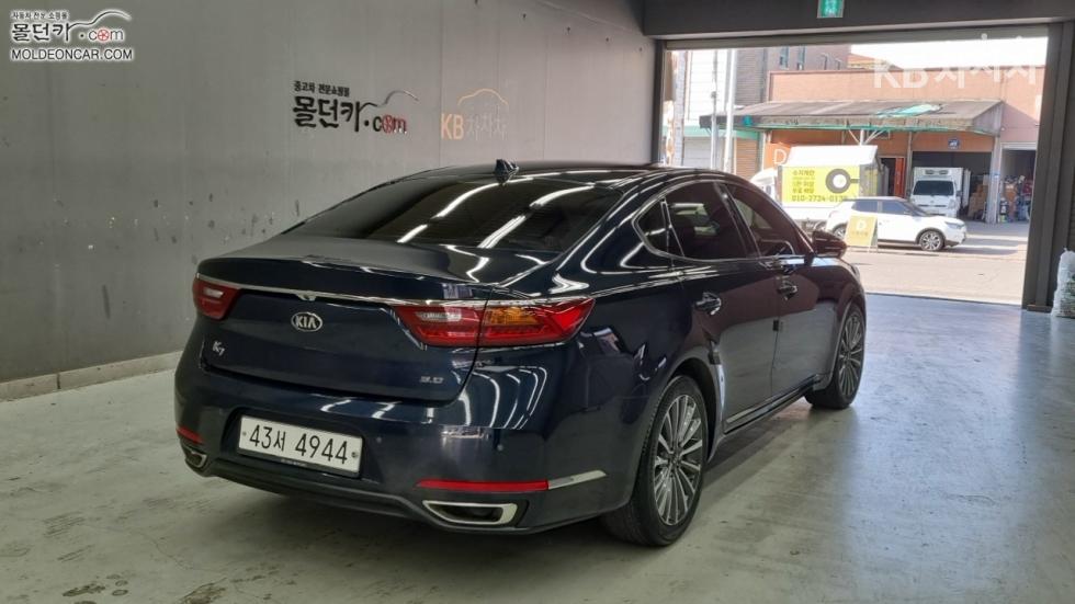2018 - kia k7
