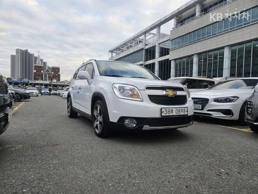 Chevrolet Orlando — miniaturë 2