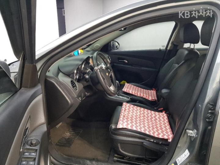 Chevrolet Lacetti Premiere Diesel CDX Premium Type 8