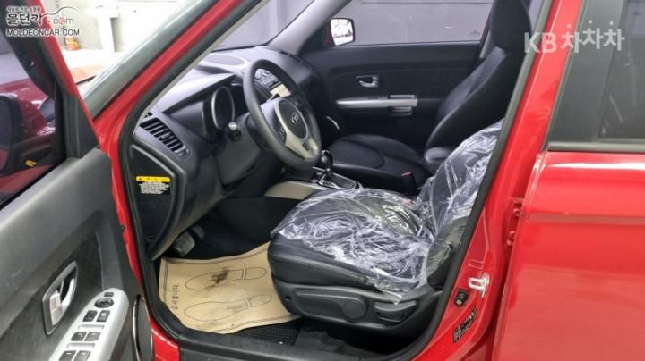 Kia Soul 1.6 GDI Luxury Base Type 10