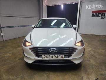 Hyundai Sonata 2.0 LPG 렌터카 — foto 1