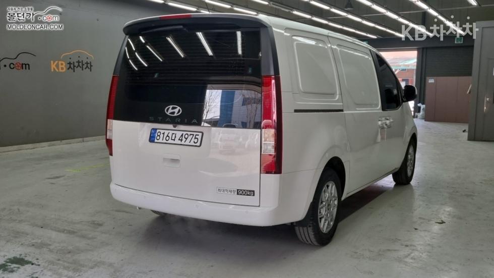 Hyundai Staria — miniaturë 2