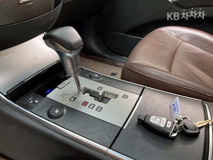 Hyundai Veracruz 4WD 300VXL PREMIUM 10