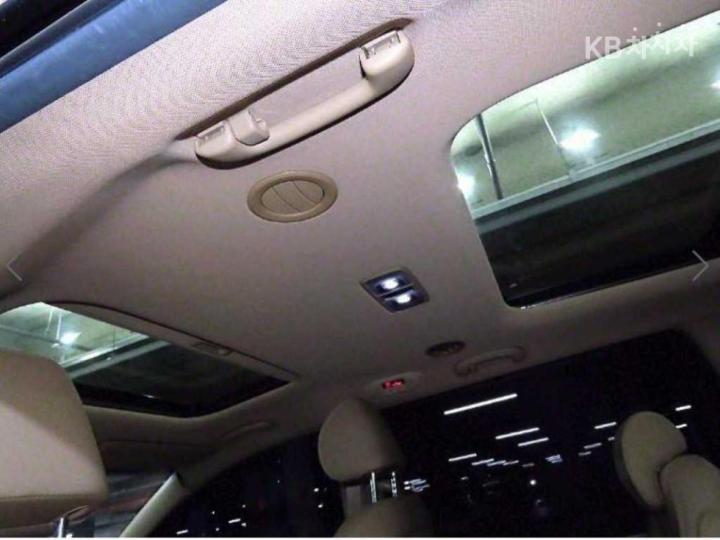 Kia Carnival 2.2 Diesel Noblesse Special 9