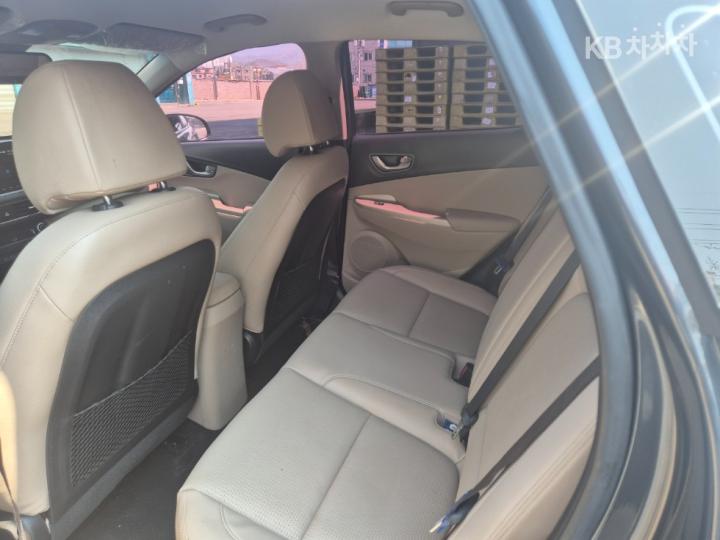Hyundai Kona Hybrid 1.6 HEV Modern Special 10
